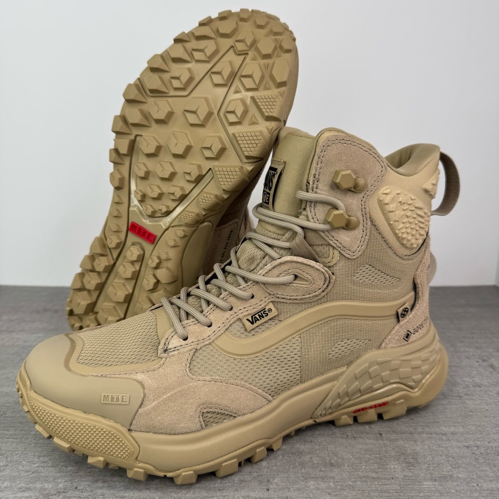 Vans Crestline GORE-TEX MTE Waterproof Boots -Khaki / Tan- Men's 7/Women's 8.5